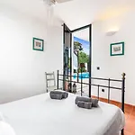 Anana Villa *
