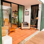 Anana Villa Binisafua