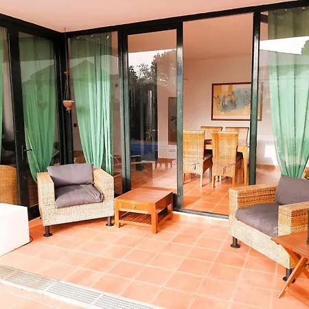 Anana Villa *